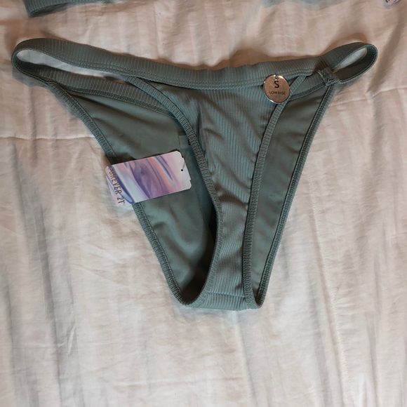 NWT Forever 21 Ribbed Bikini - Picture 3 of 8